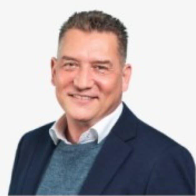 Robin Urban - Director